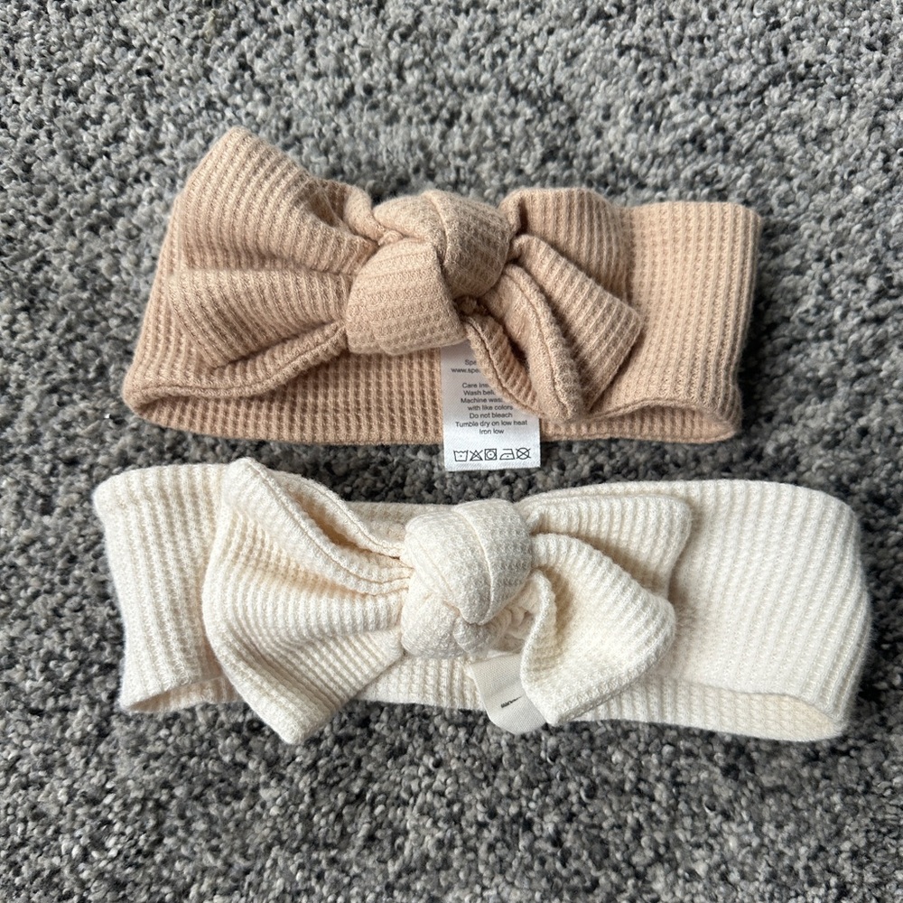 Spearmint Love Bows